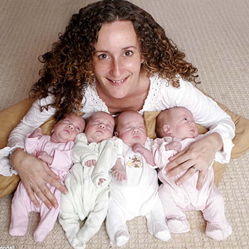 The first steps of a new adventure for the only identical quadruplets