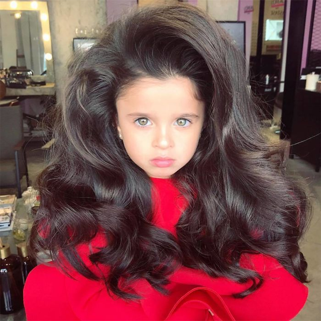 with-her-amazing-hair-this-5-year-old-girl-took-over-instagram