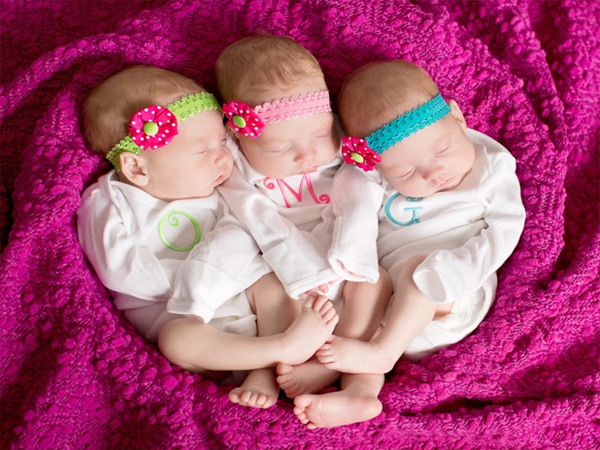 Secret To Telling Identical Triplets Apart? Parents Shared Their Tips For Dealing With Three Identical Babies