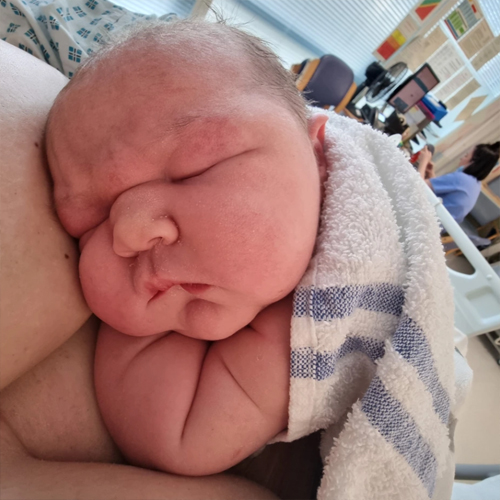 Mother Born To 11lbs 5oz Baby Weighing The Same As A Bowling Ball